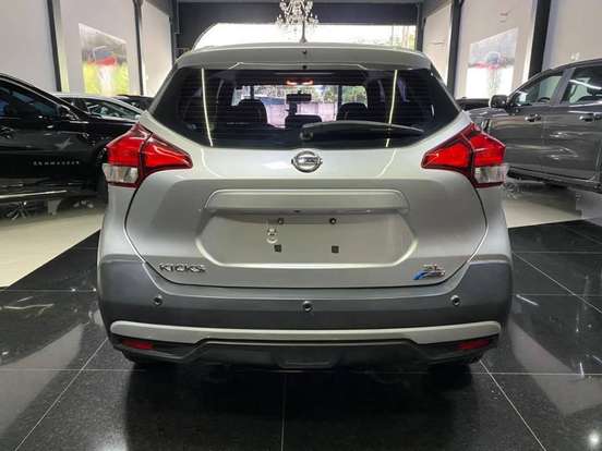 NISSAN-KICKS-2017