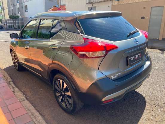 NISSAN-KICKS-2018