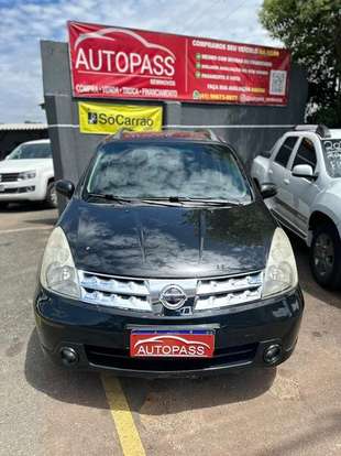 NISSAN-LIVINA-1.8 SL 16V FLEX 4P AUTOMÁTICO NISSAN-LIVINA-2011