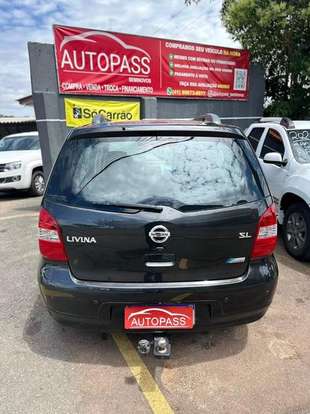 NISSAN-LIVINA-1.8 SL 16V FLEX 4P AUTOMÁTICO NISSAN-LIVINA-2011