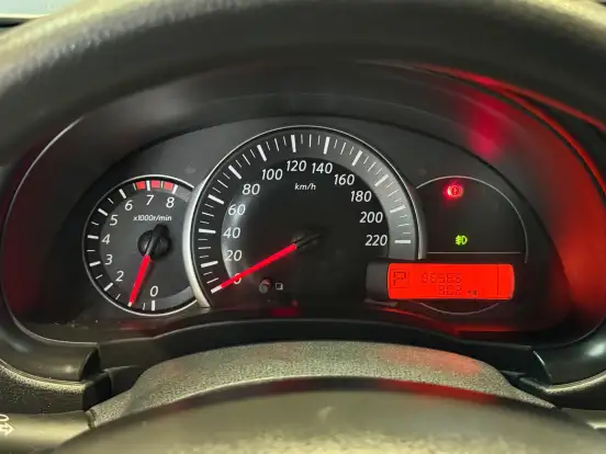 NISSAN-MARCH-2016