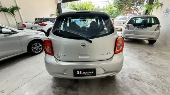NISSAN-MARCH-1.6 SV 16V FLEX 4P XTRONIC NISSAN-MARCH-2017