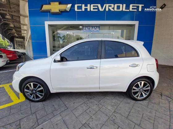 NISSAN MARCH 1.6 SL 16V FLEX 4P XTRONIC