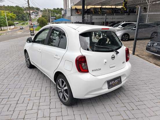 NISSAN-MARCH-1.6 SL 16V FLEXSTART 4P XTRONIC NISSAN-MARCH-2018