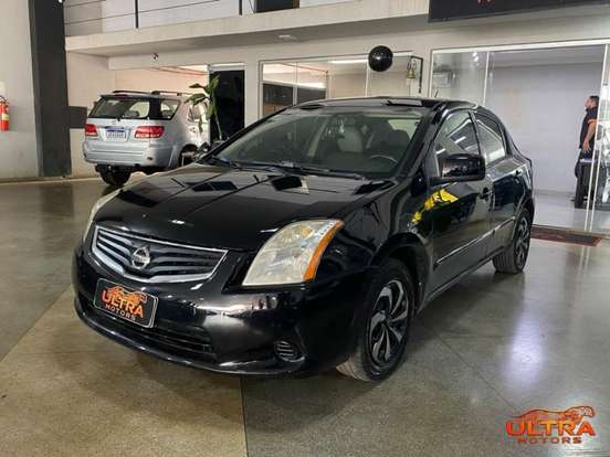 NISSAN-SENTRA-2010