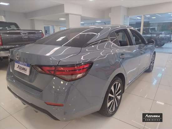 NISSAN-SENTRA-2024