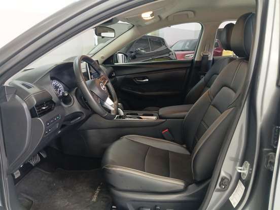 NISSAN-SENTRA-2024