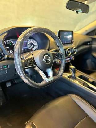 NISSAN-SENTRA-2023
