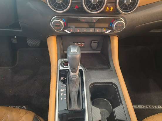 NISSAN-SENTRA-2025
