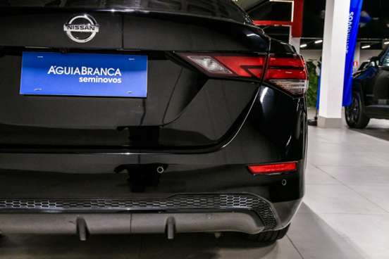 NISSAN-SENTRA-2023