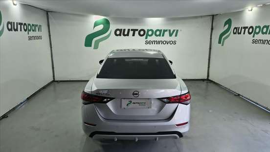 NISSAN-SENTRA-2023