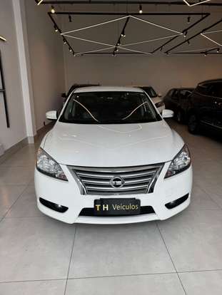 NISSAN-SENTRA-2015