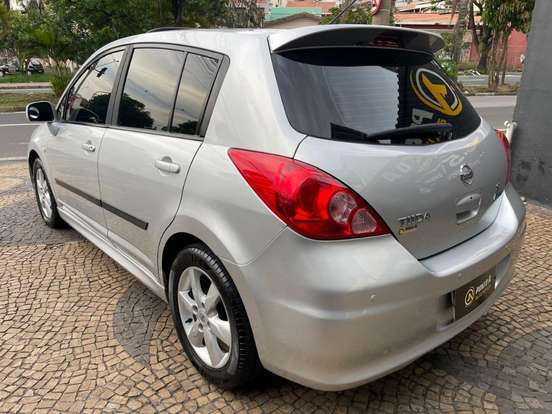 NISSAN-TIIDA-1.8 SL 16V FLEX 4P AUTOMÁTICO NISSAN-TIIDA-2012