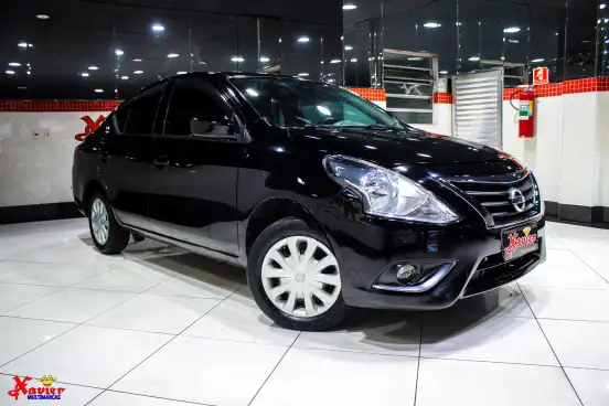 NISSAN-VERSA-2016