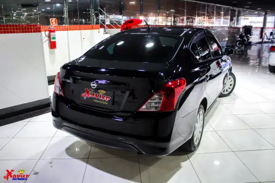 NISSAN-VERSA-2016
