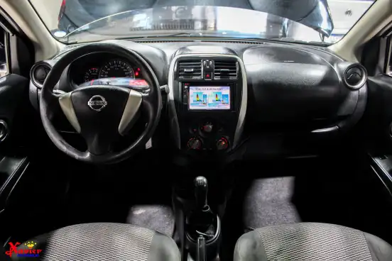 NISSAN-VERSA-2016