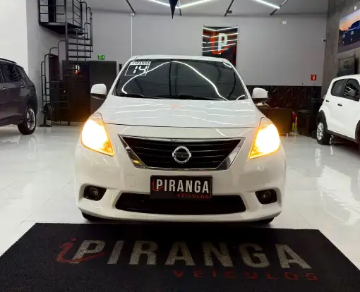 NISSAN-VERSA-2013