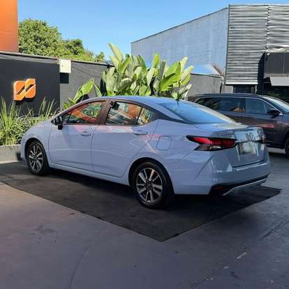 NISSAN-VERSA-2025