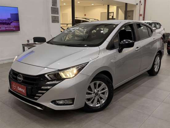 NISSAN-VERSA-2023
