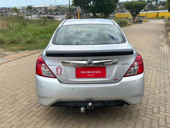 NISSAN-VERSA-2018