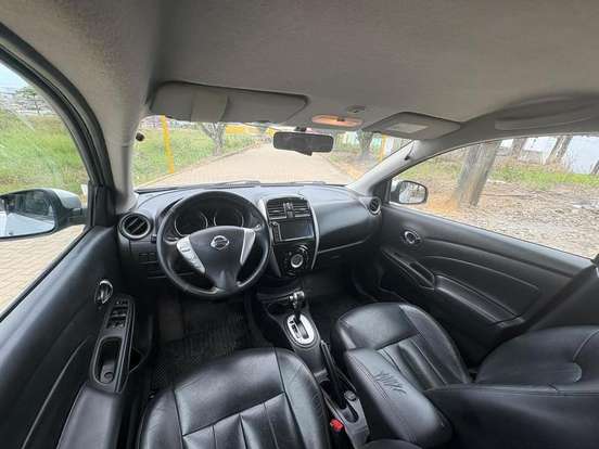 NISSAN-VERSA-2018