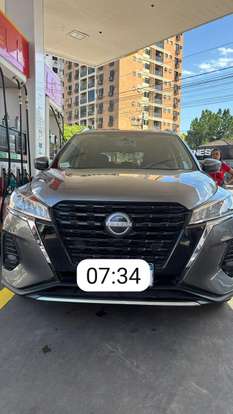 NISSAN-KICKS-2023