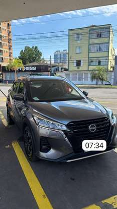 NISSAN-KICKS-2023