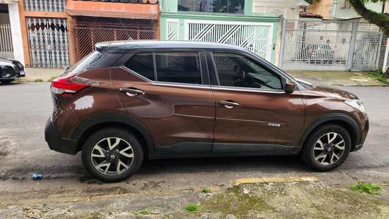 NISSAN-KICKS-2020