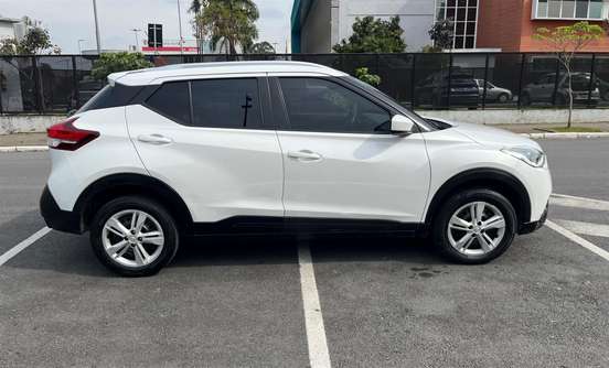 NISSAN-KICKS-2019