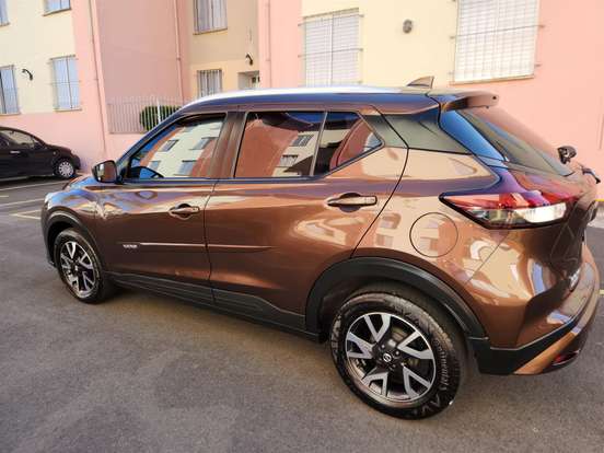 NISSAN-KICKS-2021