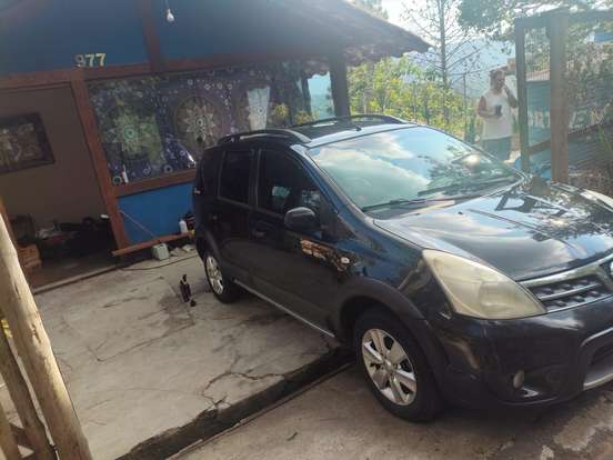 NISSAN-LIVINA-1.6 SL X-GEAR 16V FLEX 4P MANUAL NISSAN-LIVINA-2010