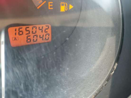 NISSAN-LIVINA-2010