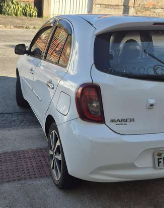 NISSAN-MARCH-1.6 SL 16V FLEX 4P MANUAL NISSAN-MARCH-2015