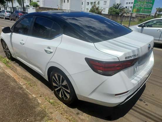 NISSAN-SENTRA-2023