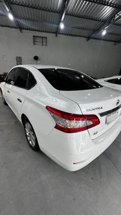 NISSAN SENTRA 2.0 SV 16V FLEX 4P AUTOMÁTICO