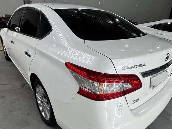 NISSAN-SENTRA-2.0 SV 16V FLEX 4P AUTOMÁTICO NISSAN-SENTRA-2015