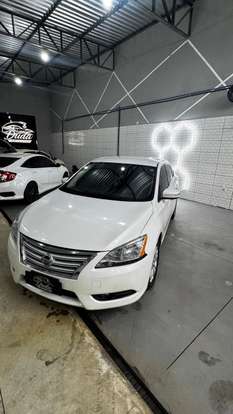 NISSAN-SENTRA-2015