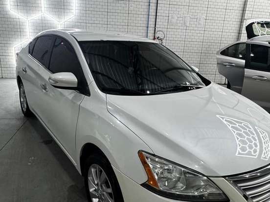 NISSAN-SENTRA-2.0 SV 16V FLEX 4P AUTOMÁTICO NISSAN-SENTRA-2015