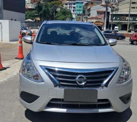 NISSAN-VERSA-2016