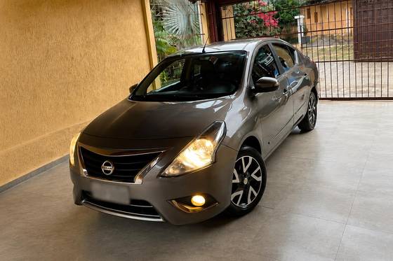 NISSAN VERSA 1.6 16V FLEXSTART UNIQUE 4P XTRONIC