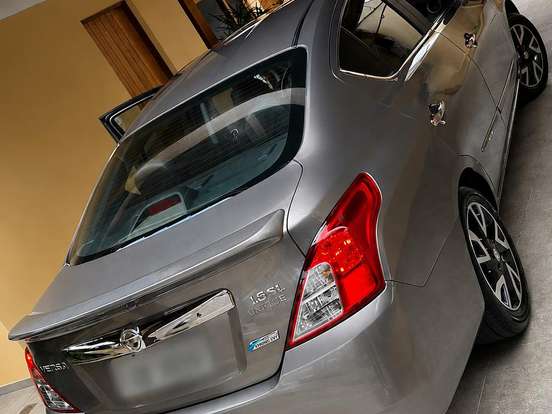 NISSAN-VERSA-1.6 16V FLEXSTART UNIQUE 4P XTRONIC NISSAN-VERSA-2017
