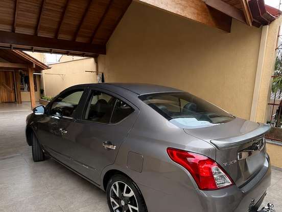 NISSAN-VERSA-1.6 16V FLEXSTART UNIQUE 4P XTRONIC NISSAN-VERSA-2017