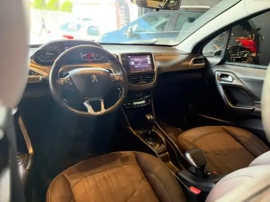PEUGEOT-2008-1.6 16V FLEX GRIFFE 4P AUTOMÁTICO PEUGEOT-2008-2017