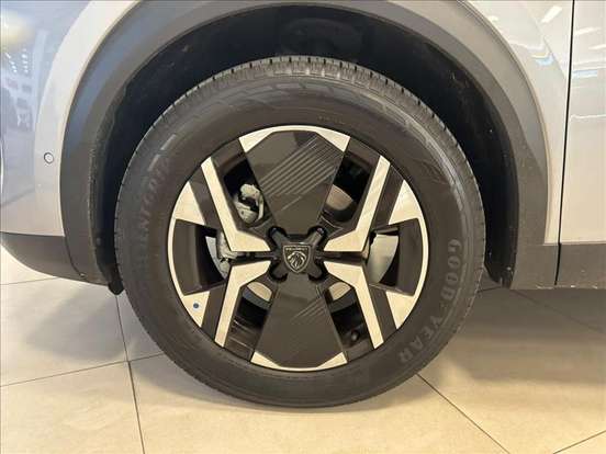 PEUGEOT-2008-1.0 TURBO 200 FLEX ACTIVE CVT PEUGEOT-2008-2024