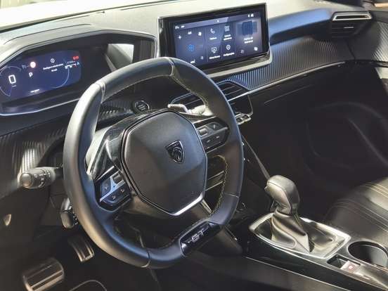 PEUGEOT-2008-2025