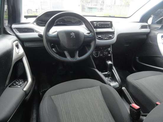 PEUGEOT-2008-2022