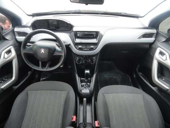 PEUGEOT-2008-2022