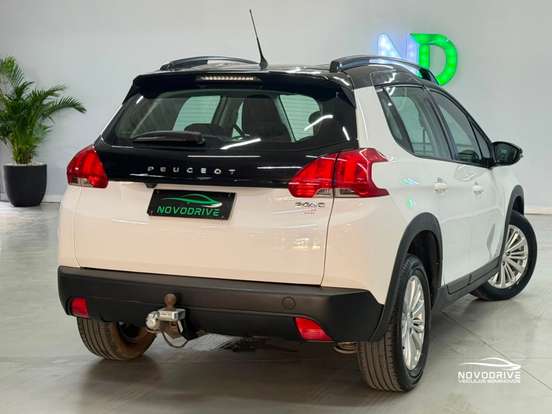 PEUGEOT-2008-2022