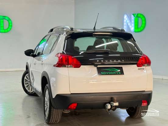 PEUGEOT-2008-2022