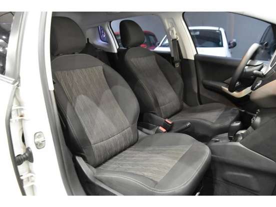 PEUGEOT-2008-2021